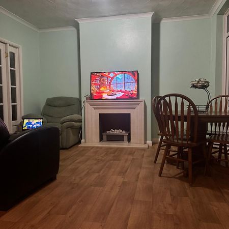 Jxb Homes - Lovely And Spacious Rooms Cliftonville Extérieur photo