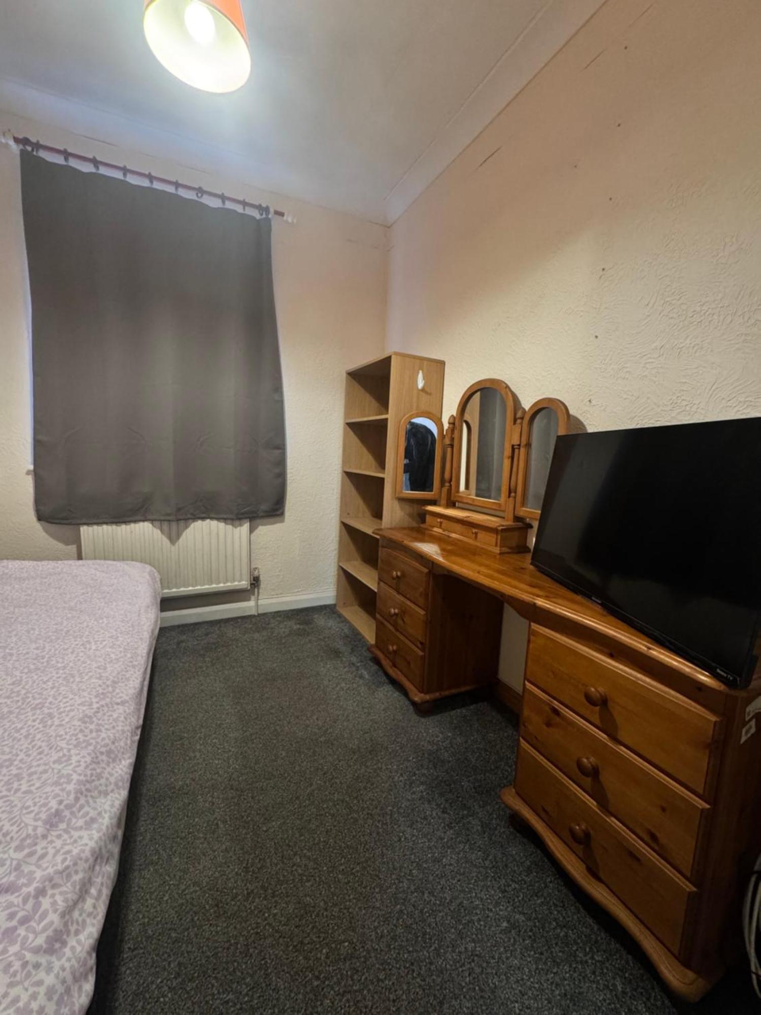 Jxb Homes - Lovely And Spacious Rooms Cliftonville Extérieur photo